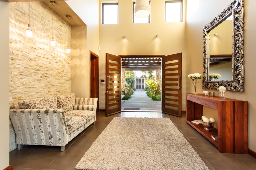 5 Bedroom Property for Sale in Oewersig Western Cape